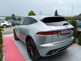 Jaguar E-Pace E-PACE R-Dynamic AWD - silberne Jaguar E-Pace