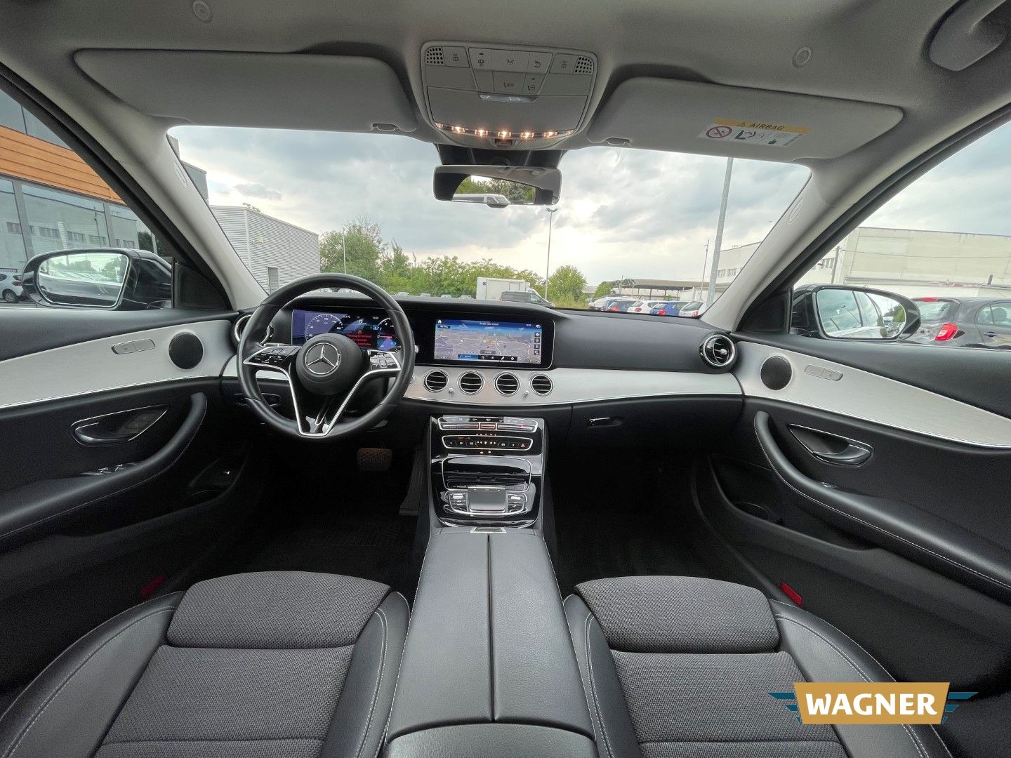 Fahrzeugabbildung Mercedes-Benz E 300 de 4Matic EU6d Sitzheizung LED