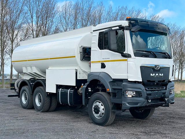 MAN TGS 33.400 BB CH Fuel Tank Truck