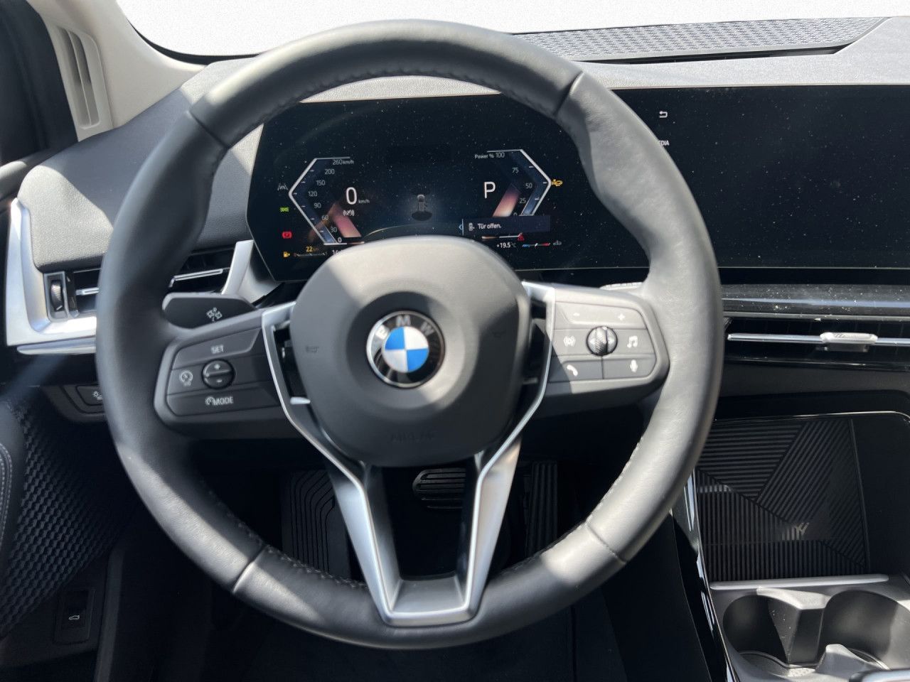 BMW 218 - Bild 15