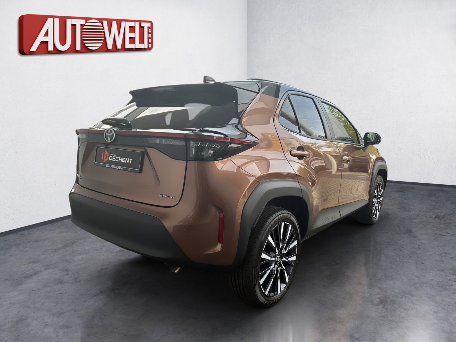 Fahrzeugabbildung Toyota Yaris Cross Lounge 1.5-l-Hybrid 360,HUD,Kamera