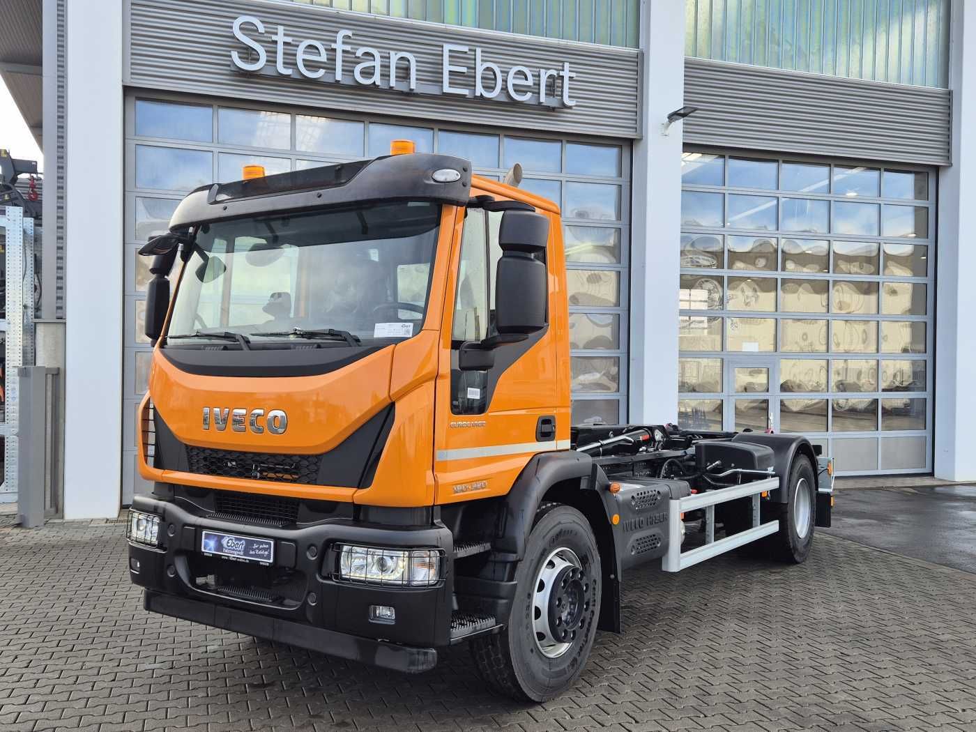 Fahrzeugabbildung Iveco ML180E32/P HIAB ULT14S51 AHK Standheizung