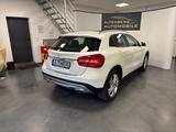 Mercedes-Benz GLA 200 PDC Klima Navi Bi-Xenon Tempomat Sitzhzg - weiße Mercedes-Benz GLA 200