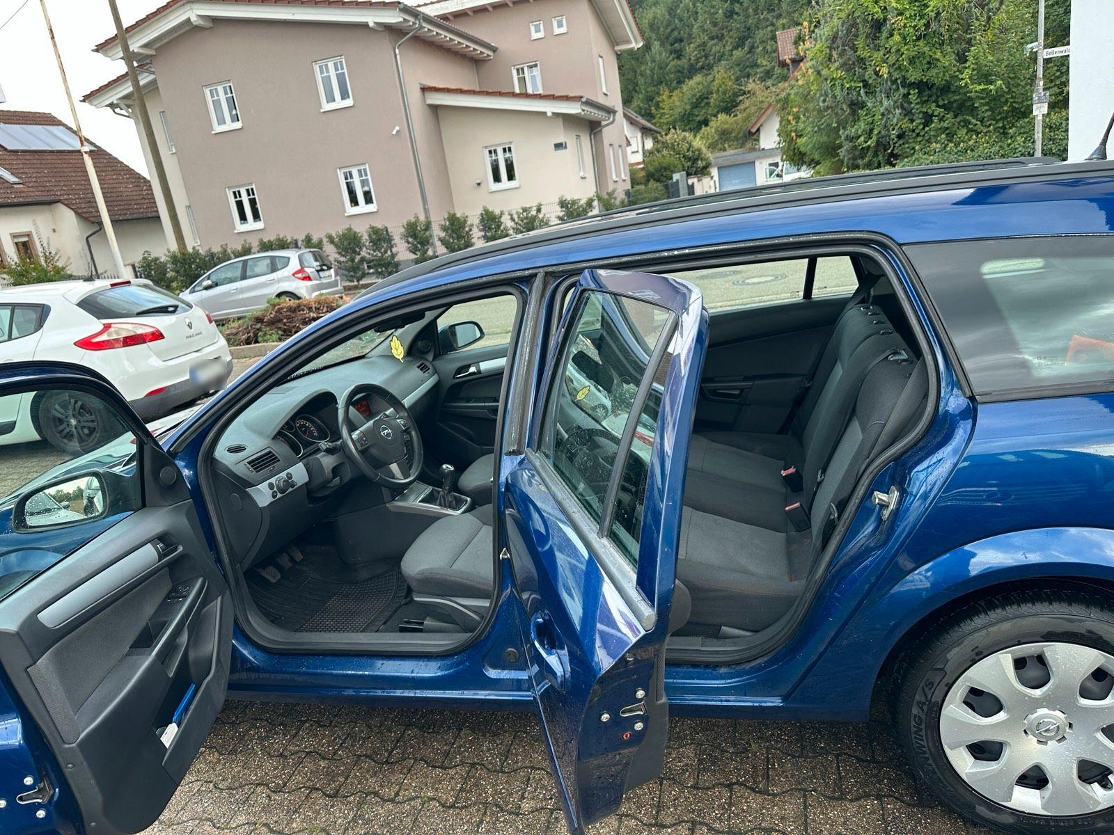 Opel Astra 2006 — photo 7