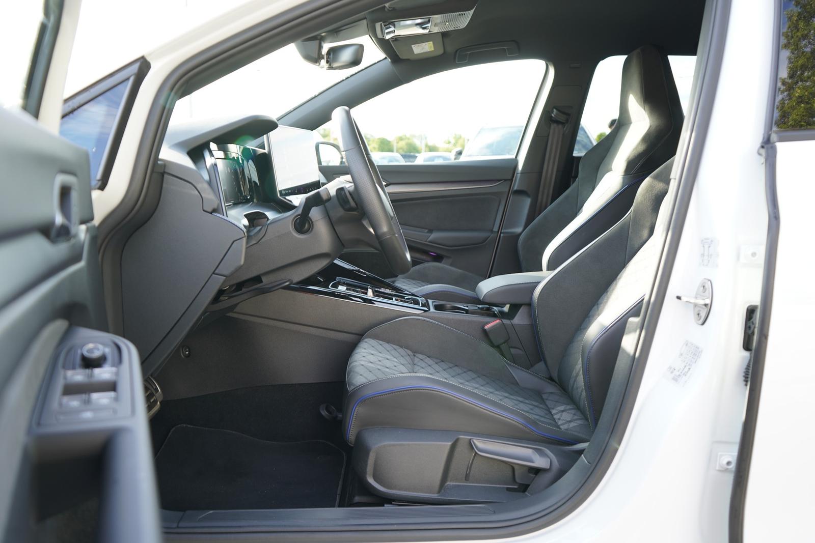 Volkswagen Golf VIII Variant 1.5 eTSI R-Line DSG LED Kamera, миниатюра 24