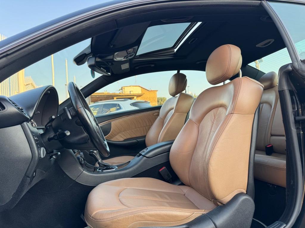 Mercedes-Benz CLK 220