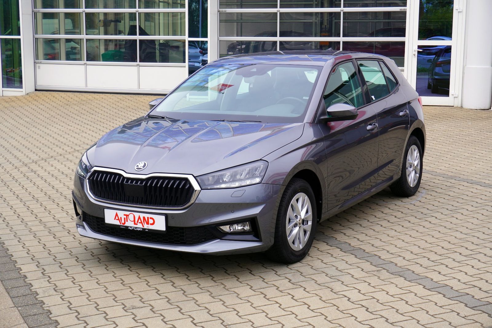 Skoda Fabia 1.0 TSI DSG LED ACC Kamera imagem 2