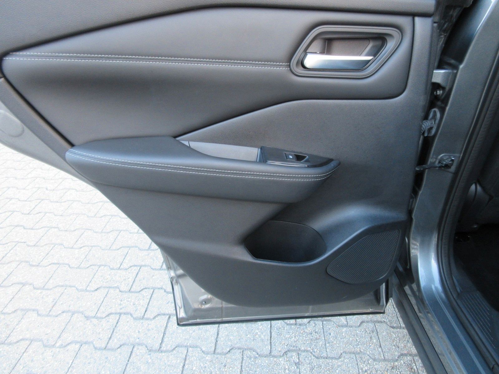 Fahrzeugabbildung Nissan Qashqai N-Connecta e-Power | WP & BP