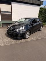 Kia Rio 1.2 Dream Team Edition Dream Team Edition - Kia Rio in Ludwigshafen