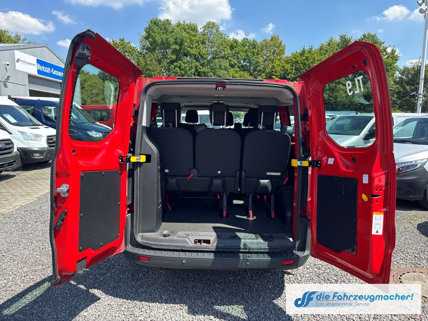 Fahrzeugabbildung Ford Transit Custom 310 L1 Trend Temp Tel.-Vorb. *303