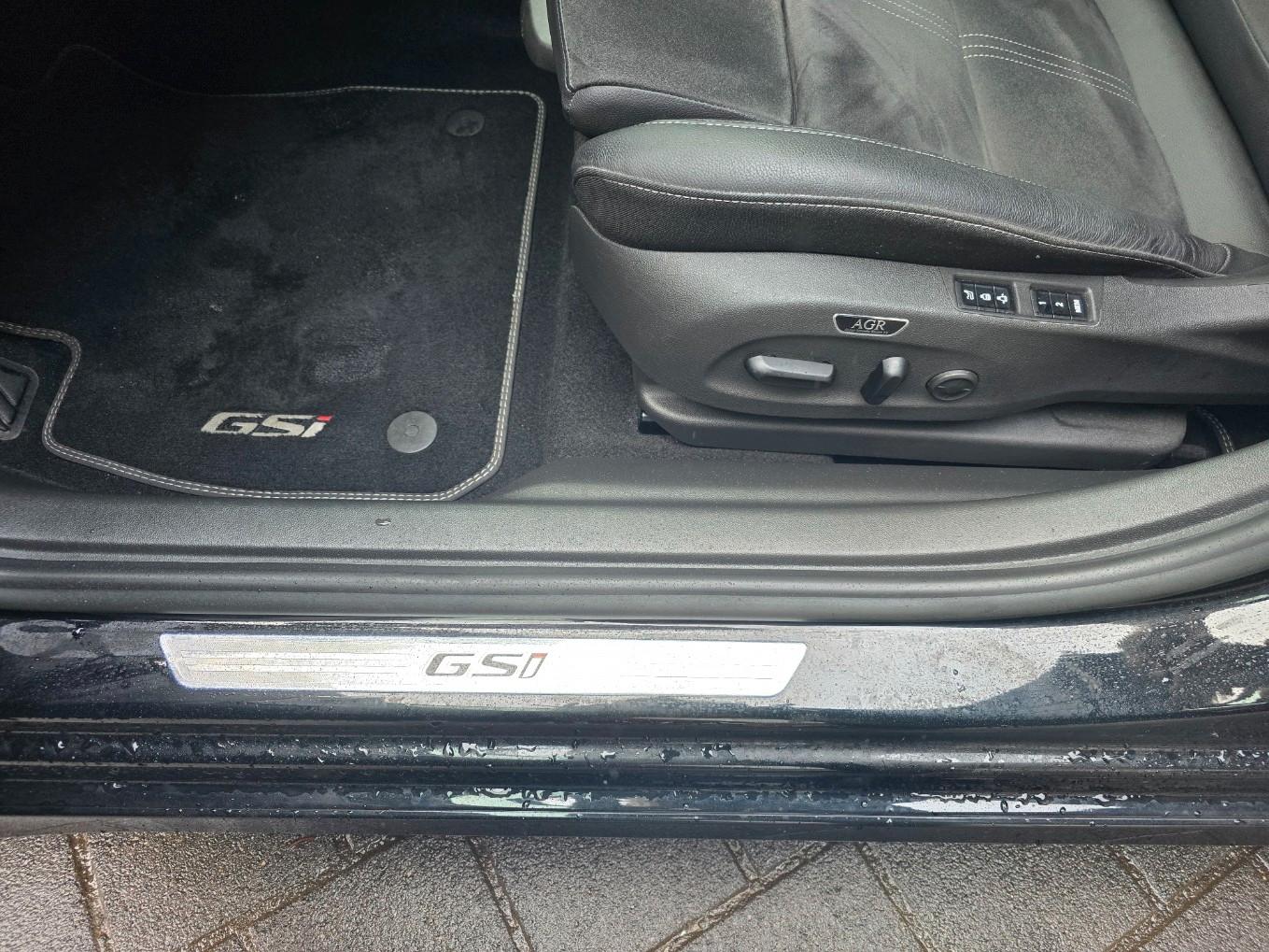 Opel Insignia B Sports Tourer GSi 4x4