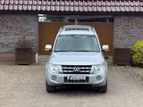 Mitsubishi Pajero 3.2 DI-D Edition 30 (5-trg.) *Scheckheft* - Mitsubishi Pajero mit Diesel-Antrieb