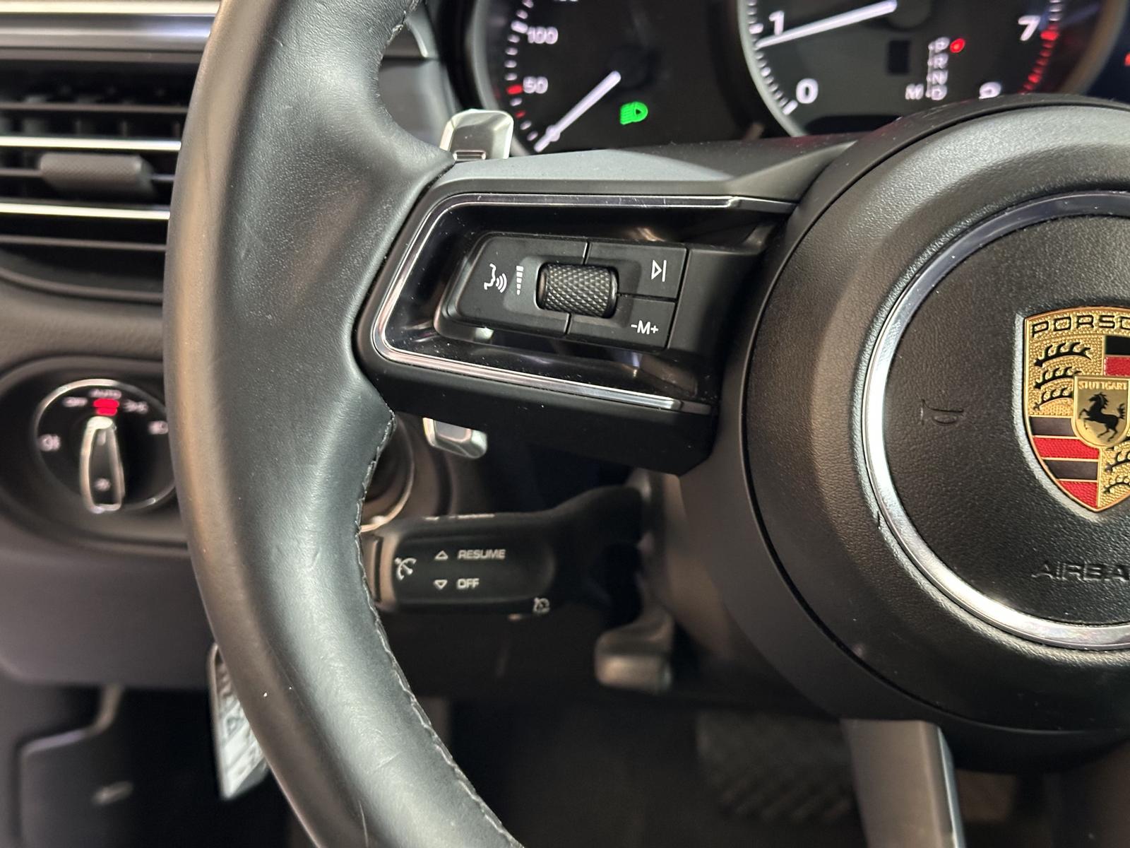 Porsche Macan 2.0 Turbo*PDK*Allrad*LED-PDLS*PCM*Navi