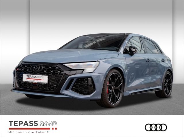 Audi RS3 Sportback 2.5TFSI MATRIX LEDER B&O 280 KM H