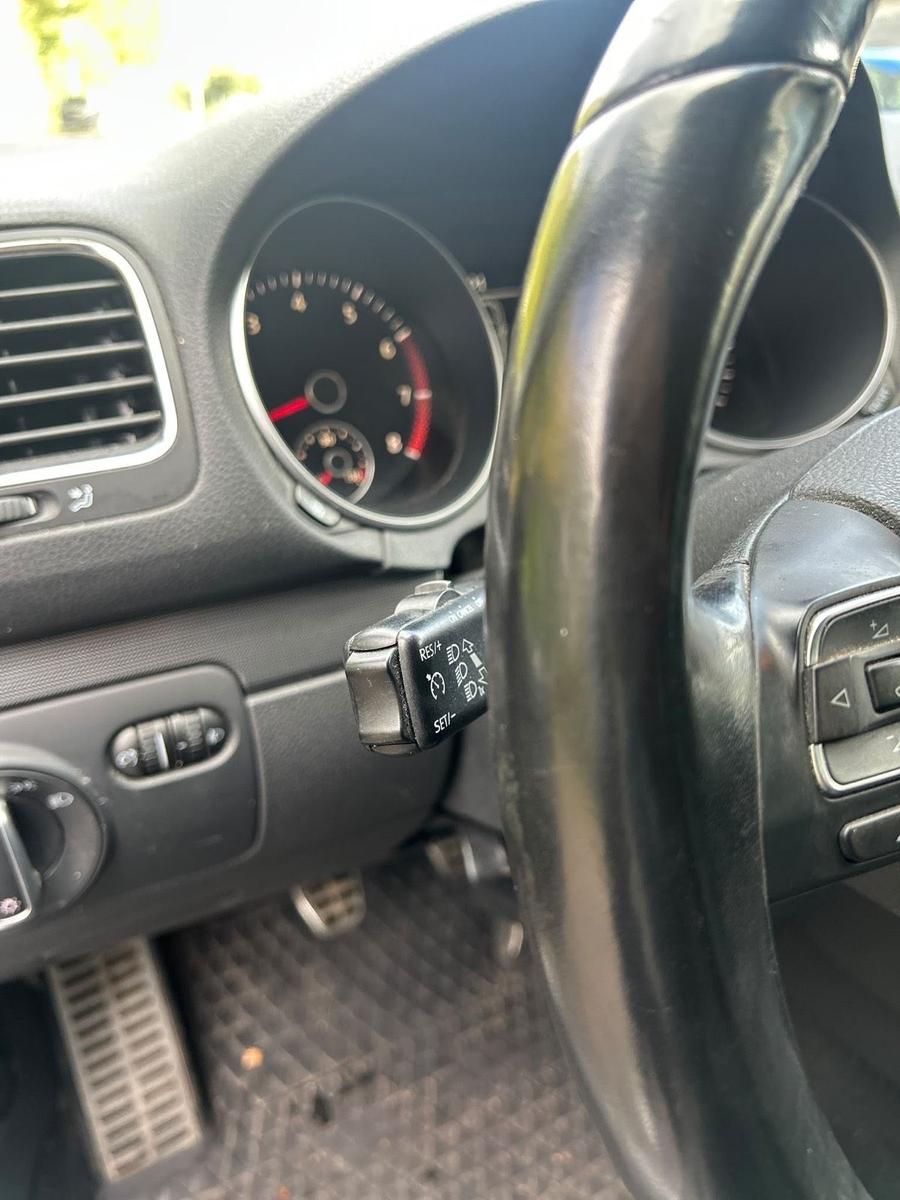 Volkswagen Golf 2011 — photo 12