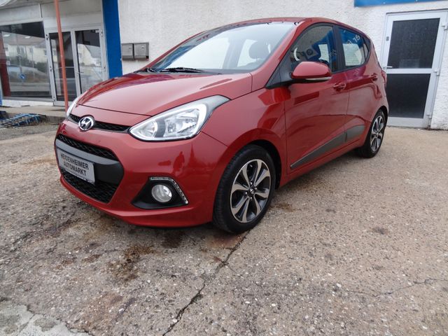 Fahrzeugabbildung Hyundai i10 FIFA World Cup Edition/2.Hd/Klima/Garantie/