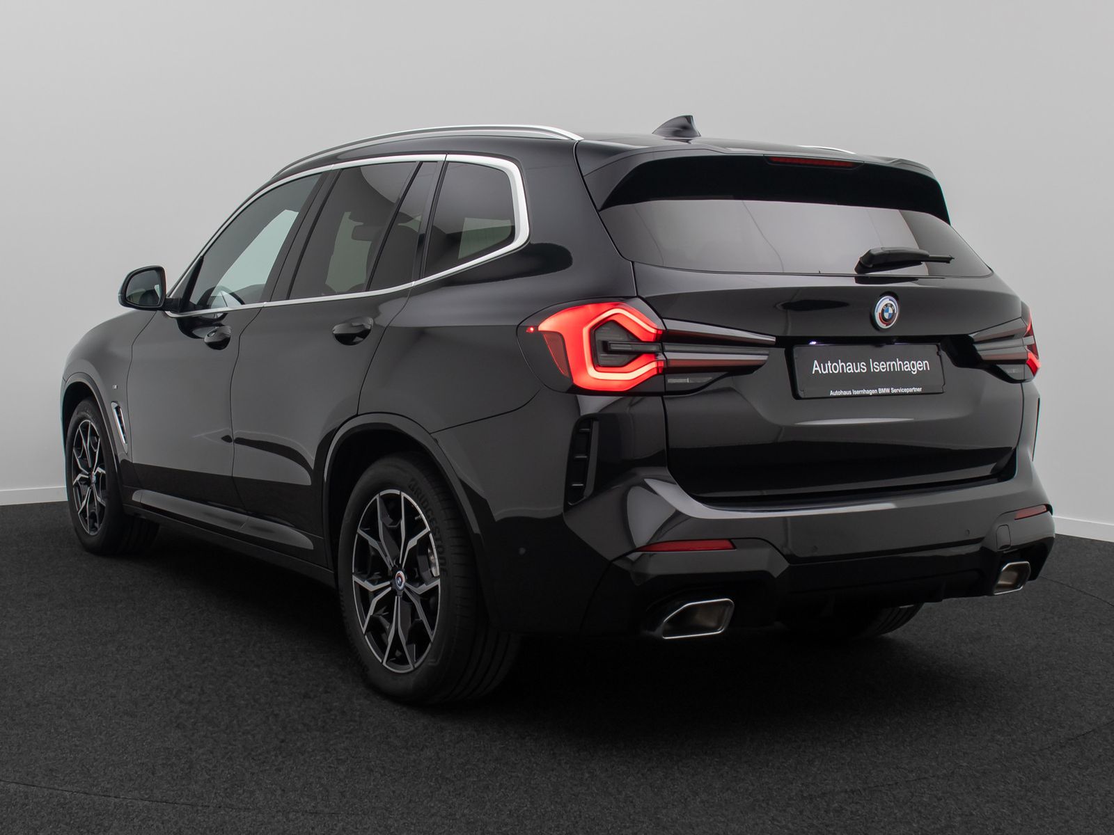Fahrzeugabbildung BMW X3 xD20d  M Sport Panorama Kamera DAB AHK 19Zoll