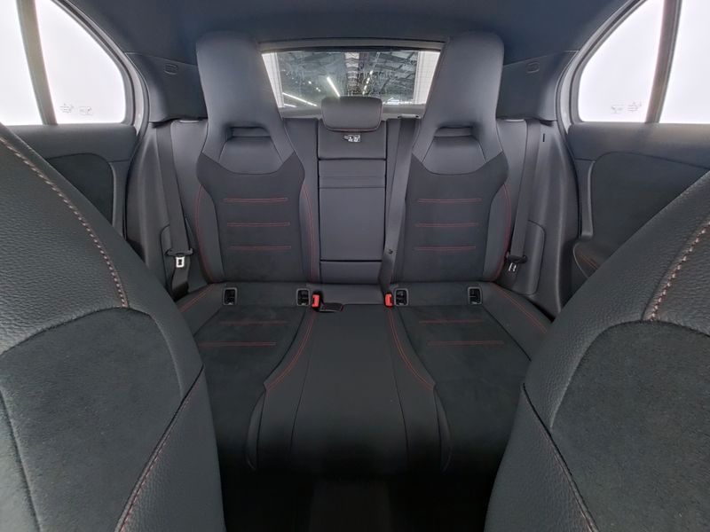 Fahrzeugabbildung Mercedes-Benz A 200 Edt AMG 360°+Distr+Ambi+Keyless+Multibeam