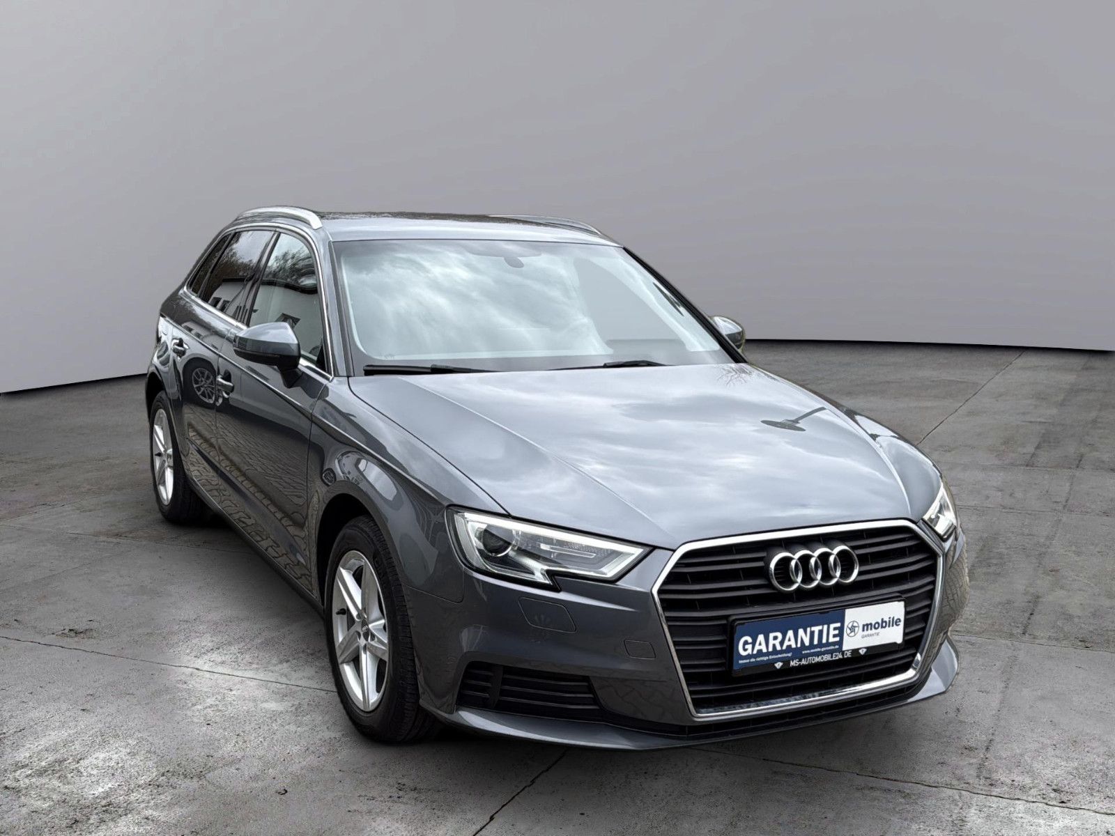 Fahrzeugabbildung Audi A3 Sportback 30 TFSI basis