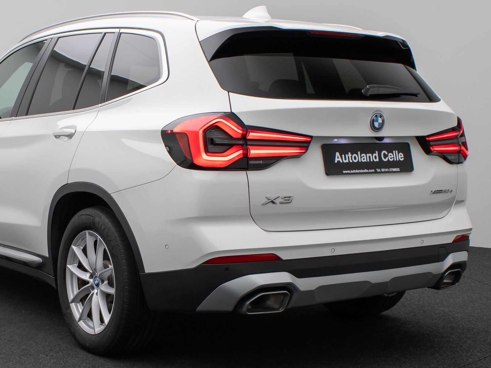 Fahrzeugabbildung BMW X3 xD30e Kamera HUD DAB HiFi Stop&Go AHK Sport