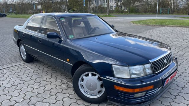 Lexus LS 400 OLDTIMER 80.000 Km LUFTFAHRWERK