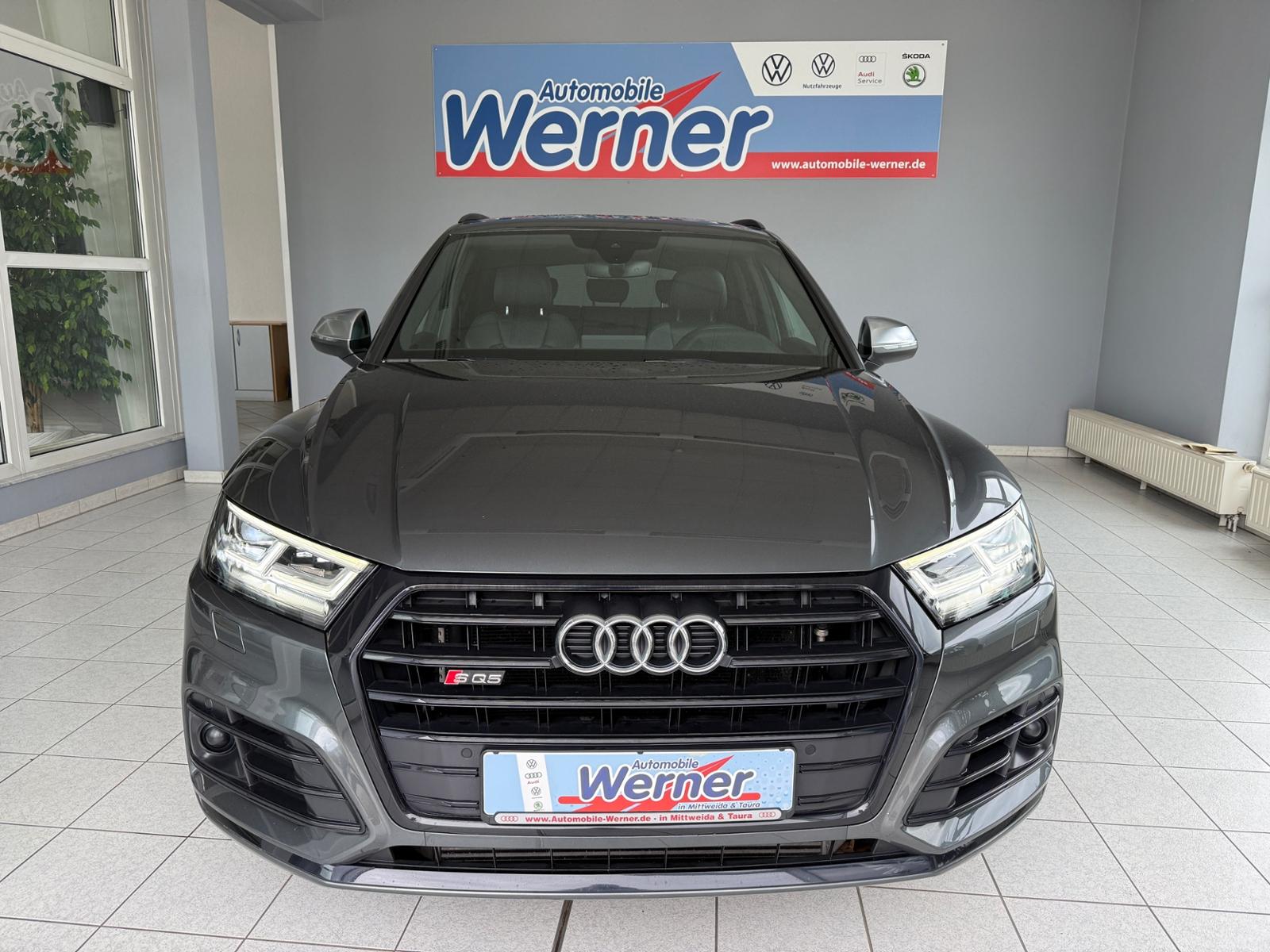 Audi SQ5  3.0TDI AHK MatrixLED Leder Standh Navi ACC
