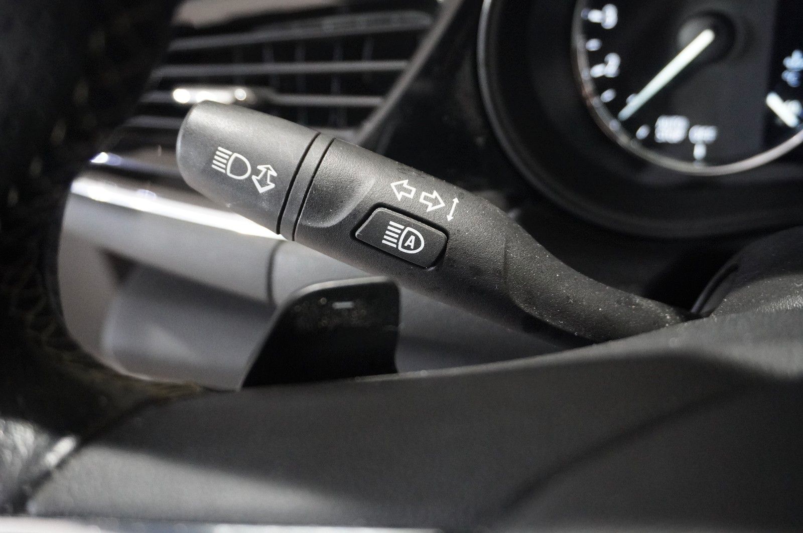 Fahrzeugabbildung Opel Insignia B GS GSi 4x4 PERFORMANCE/20"ALU/MASSAGE