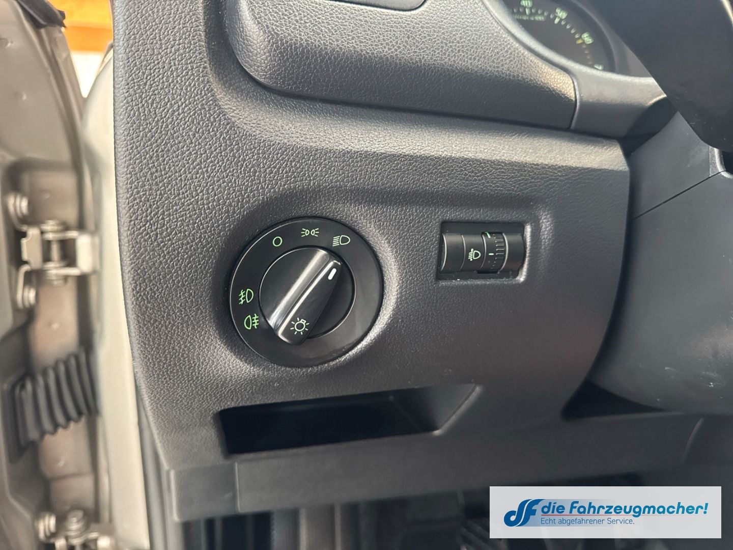 Fahrzeugabbildung SKODA Fabia Combi Cool Edition GA Klima teilb.Rücksb M