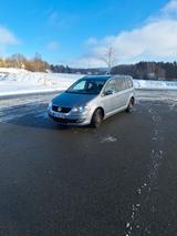 Volkswagen Touran 1.4 TSI 103kW DSG  United TÜV bis 11/26 - Volkswagen Touran aus 2009: United