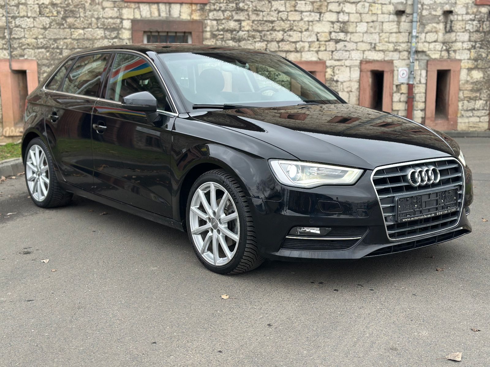 Fahrzeugabbildung Audi A3 SPORTBACK AMBITION*AUTOM+LEDER+KAMERA+KEYL.*