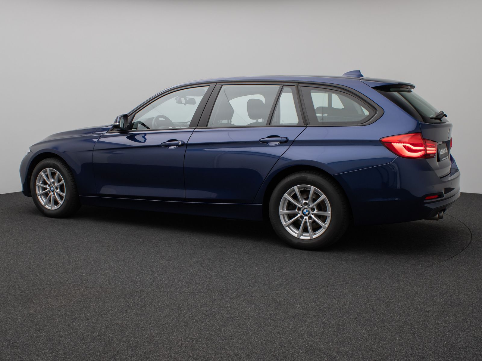 Fahrzeugabbildung BMW 320d xD Advantage Panorama Lordos AHK PDChint.