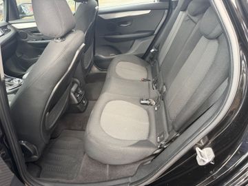 BMW 216 - 9