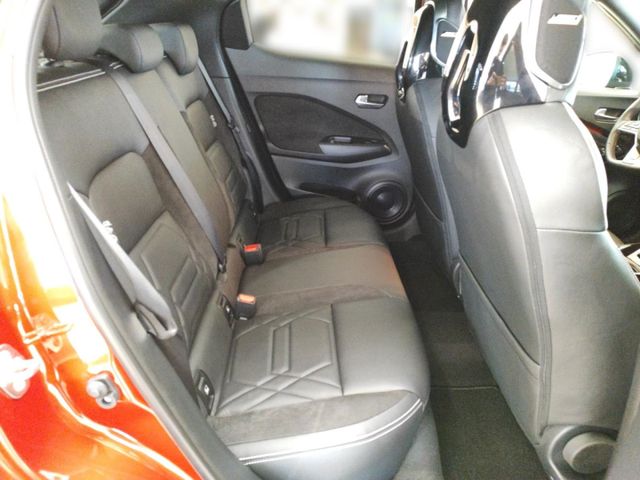 NISSAN Juke (Bild 21 von Array)