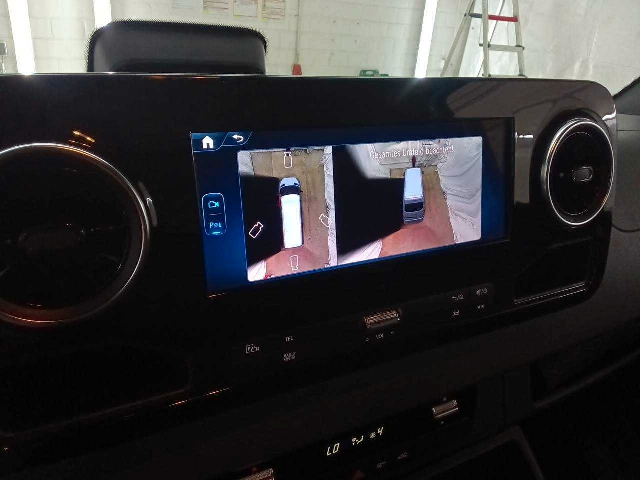 Fahrzeugabbildung Mercedes-Benz Sprinter 317 CDI 9G 3665 Klima AHK3,5t Schwingo