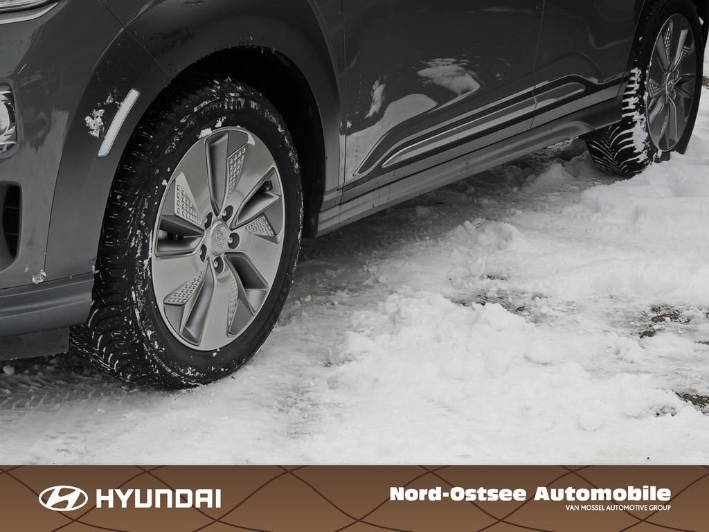 Fahrzeugabbildung Hyundai KONA EV Advantage ACC AUT Kam. KlimaA LM Navi