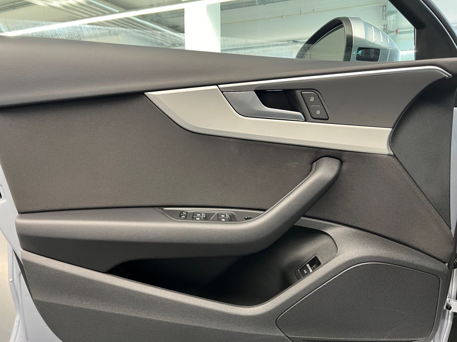 Audi A4 - Bild 8