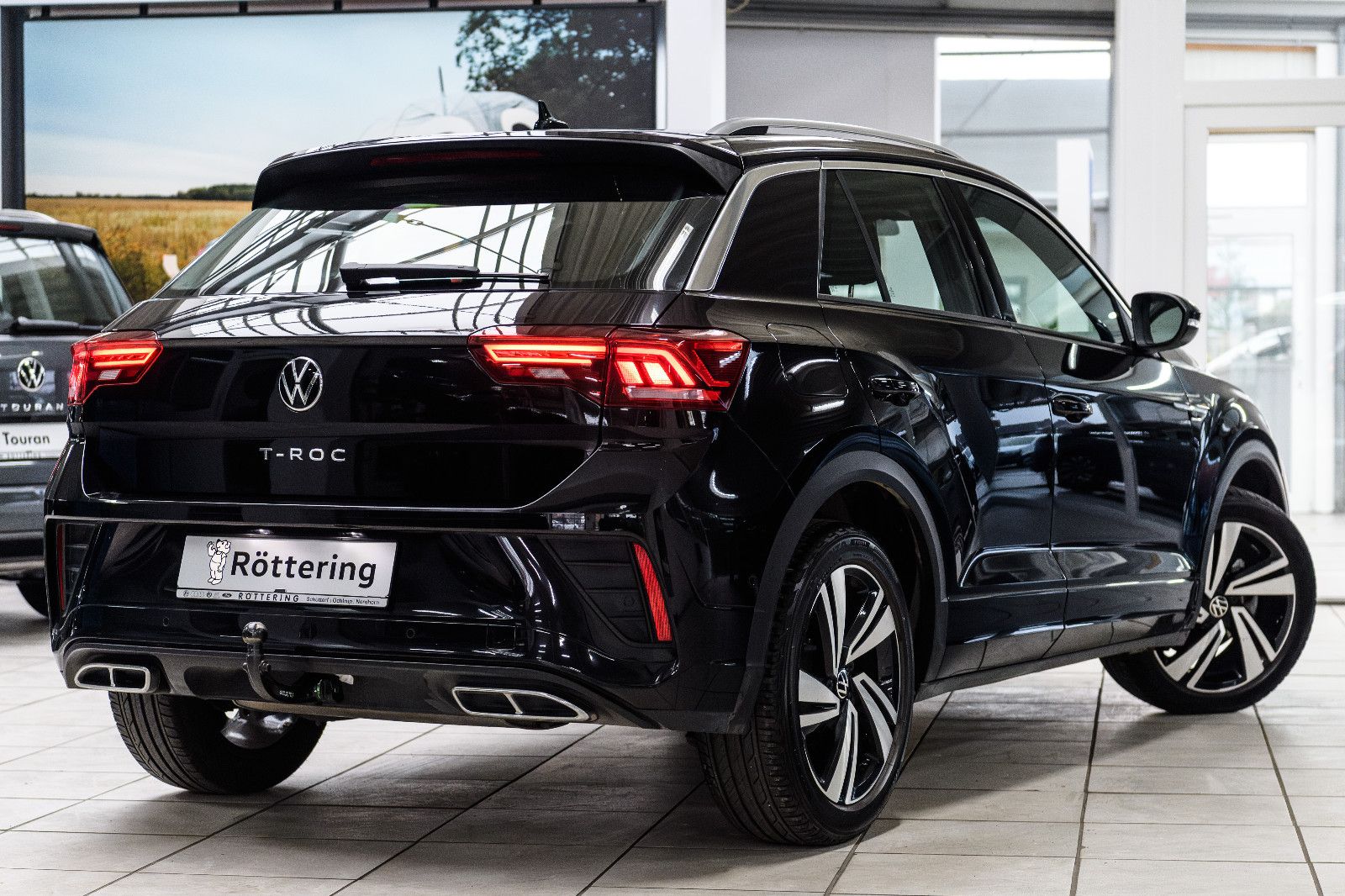 Fahrzeugabbildung Volkswagen T-Roc R-Line+LED+AHK+ACC+SIDEASISST+SHZ+EL.HK