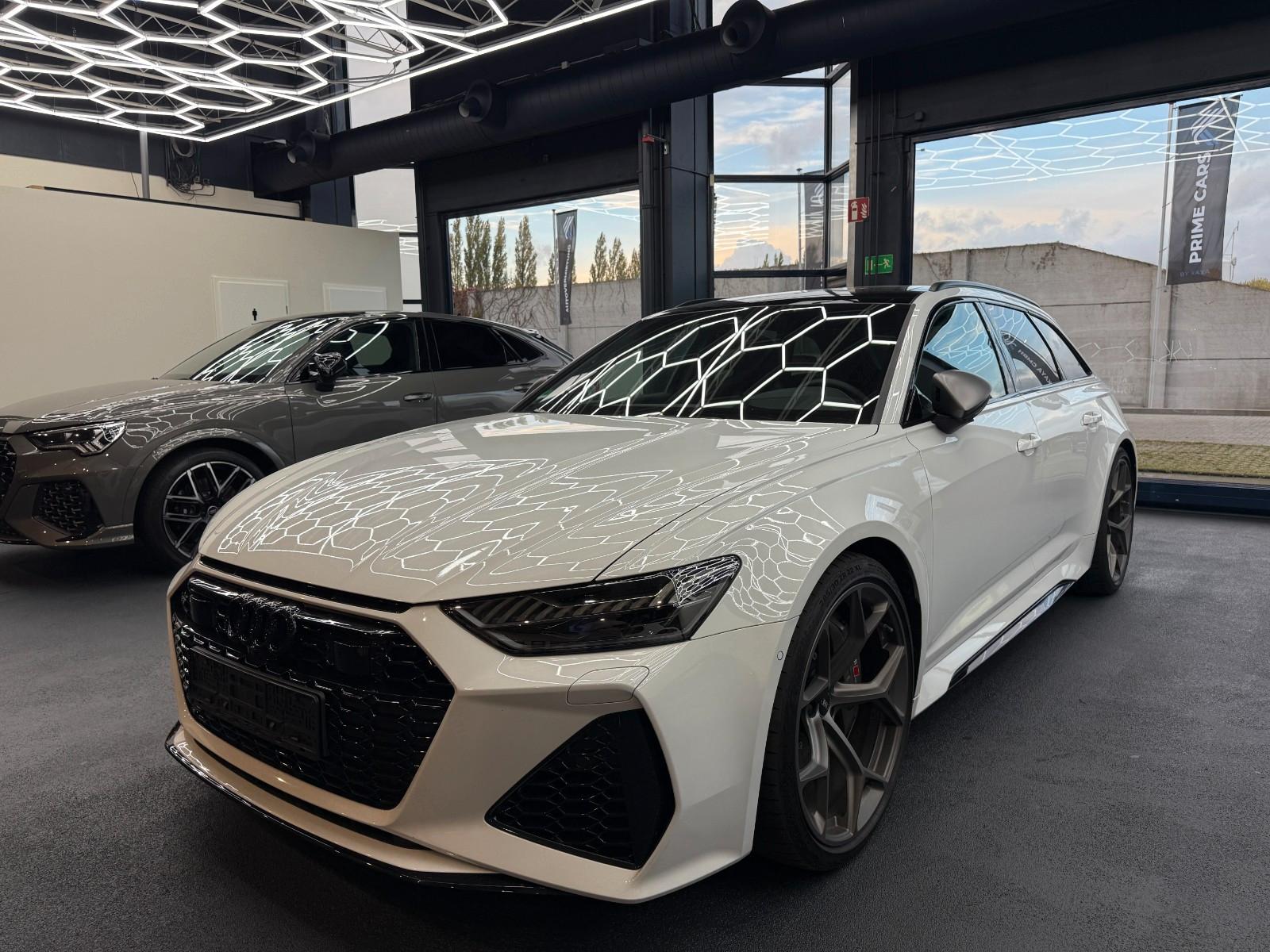 Audi RS6 Avant Performance HUD 305Kmh 22Zoll Dynamic+