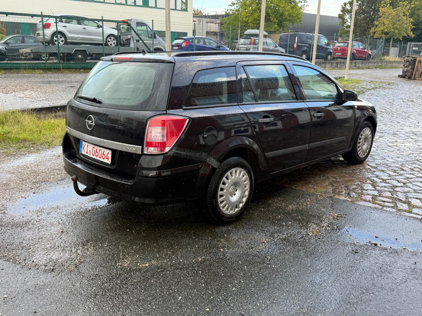 Opel Astra 2009 — engine 1.364 cm³, 90 HP (66kW)