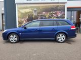 Opel Vectra C Caravan 2.2 Direct Edition - Opel Vectra mit Benzin-Antrieb: Kombi