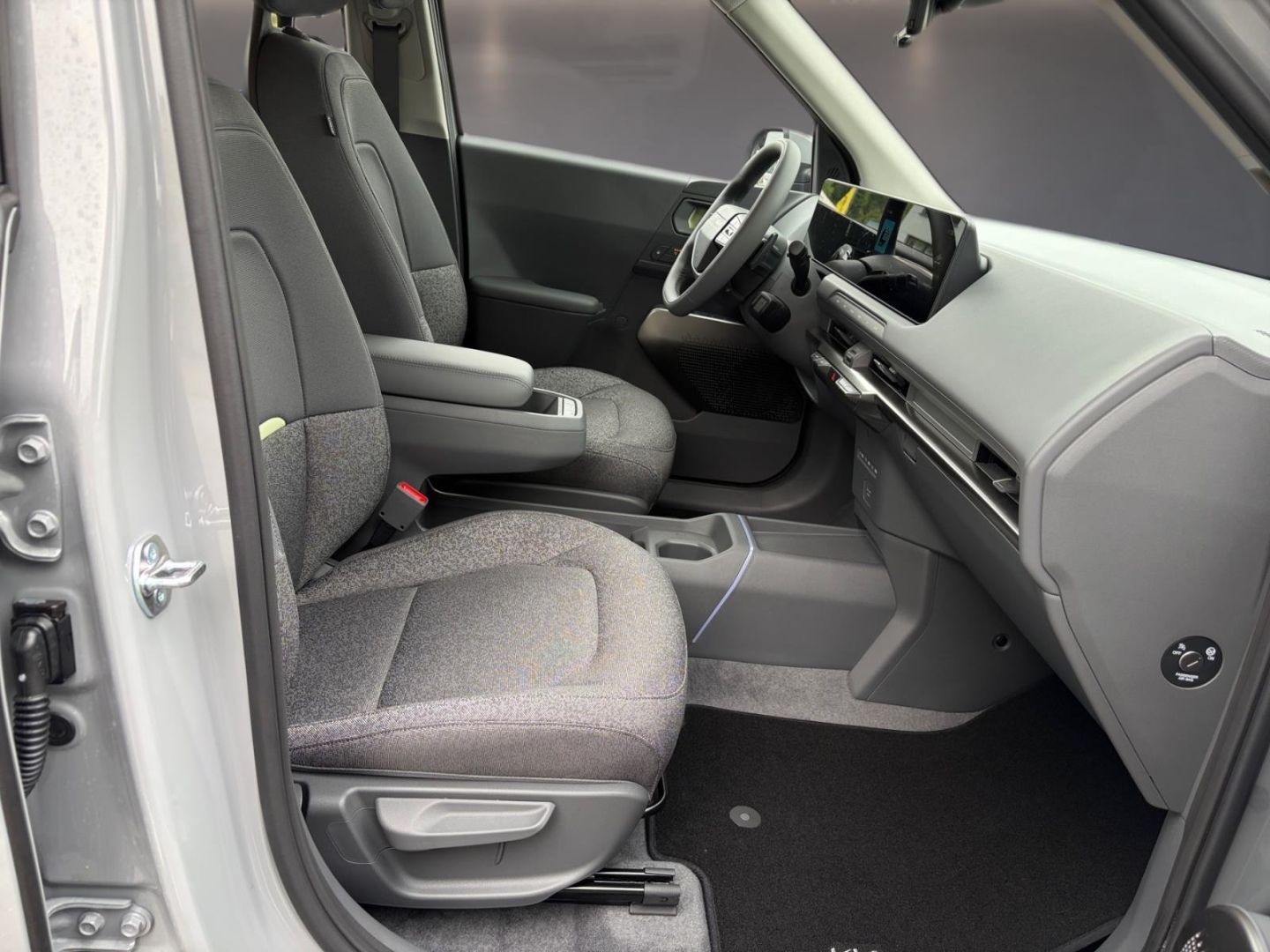 Fahrzeugabbildung Kia EV2 Air 42.2 kWh 5S WIN Apple CarPlay LED Digita