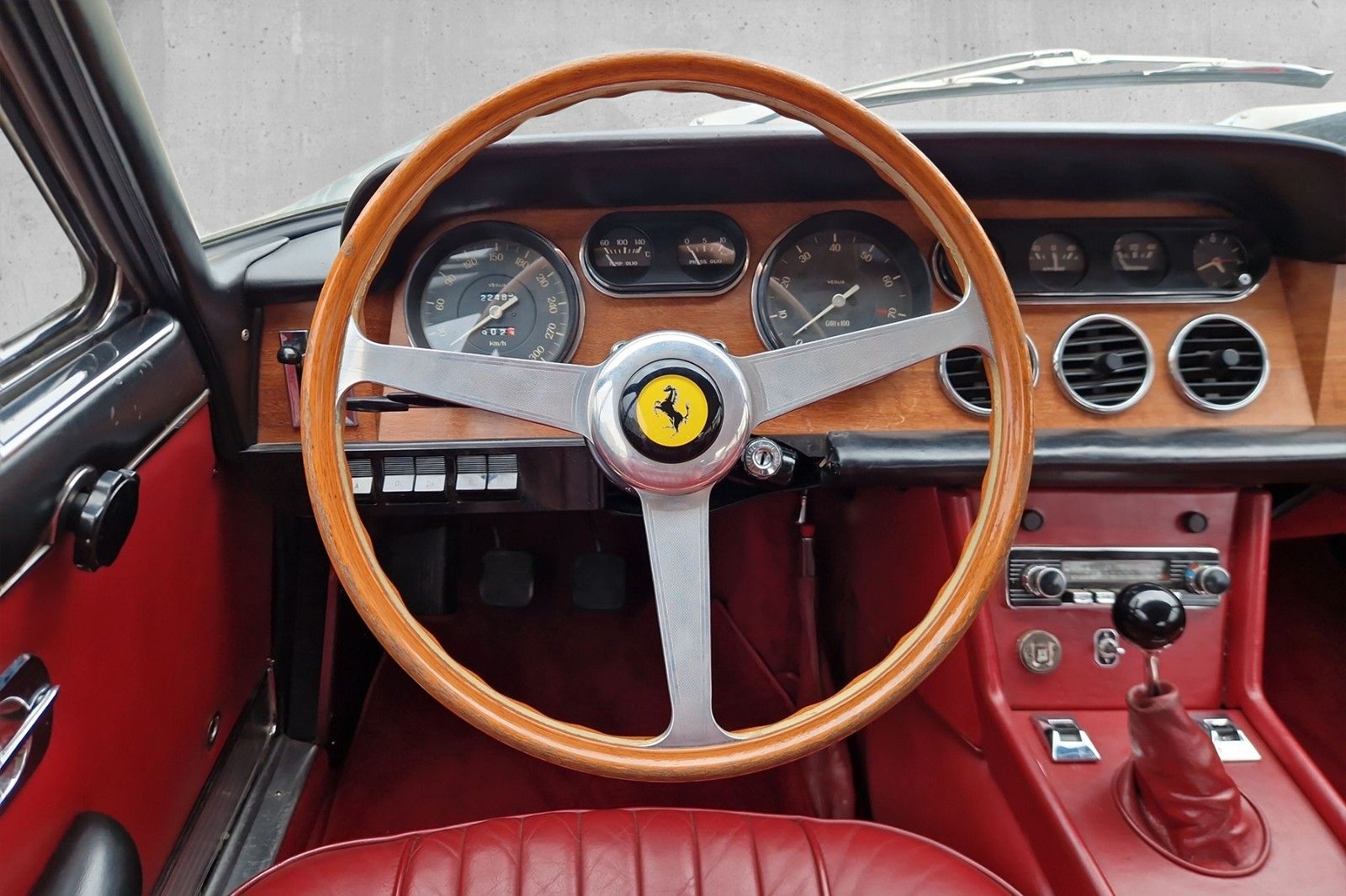 Fahrzeugabbildung Ferrari 330 GT 2+2 Serie II*Original*EU*Motorrevision