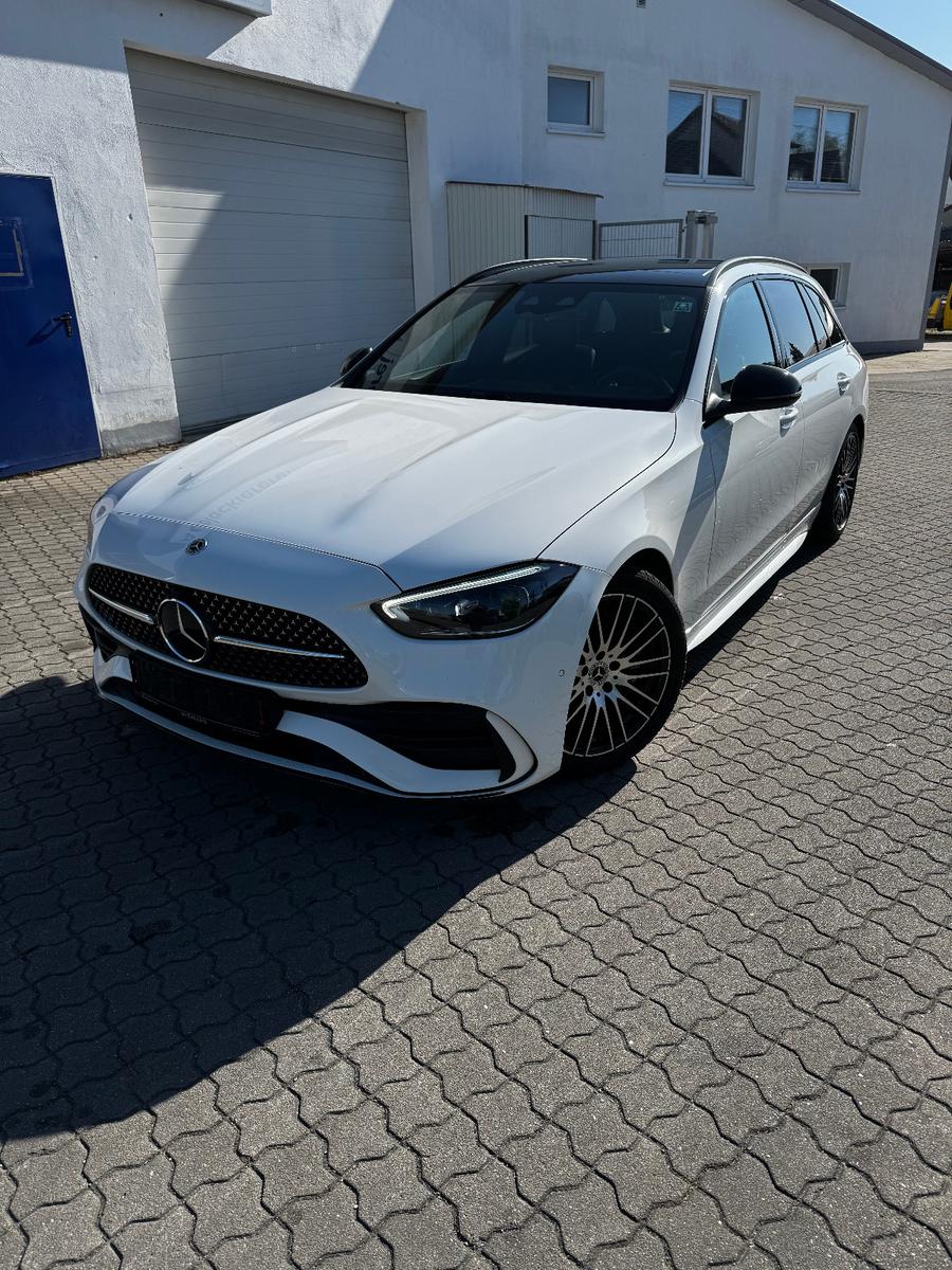 Mercedes-Benz C 200 C T-Modell 4Matic AMG / Pano / Kamera
