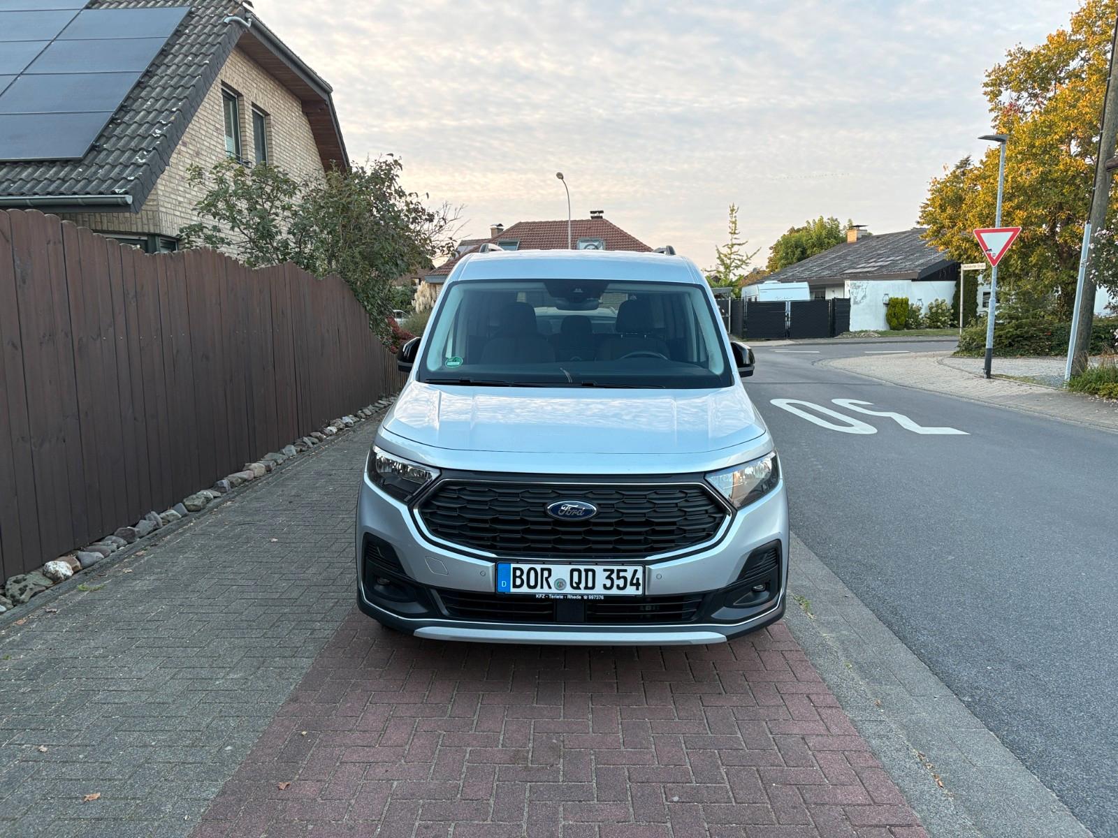 Ford Grand Tourneo 2.0 EcoBlue 90kW Active  7 Sitzer