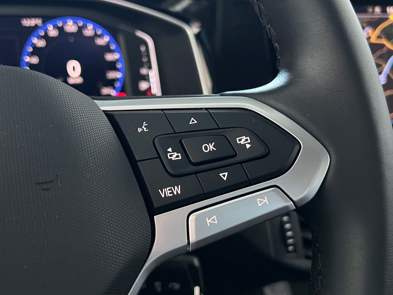 Fahrzeugabbildung Volkswagen Polo Style 1.0 TSI *IQ.Light, Kamera, App Connec