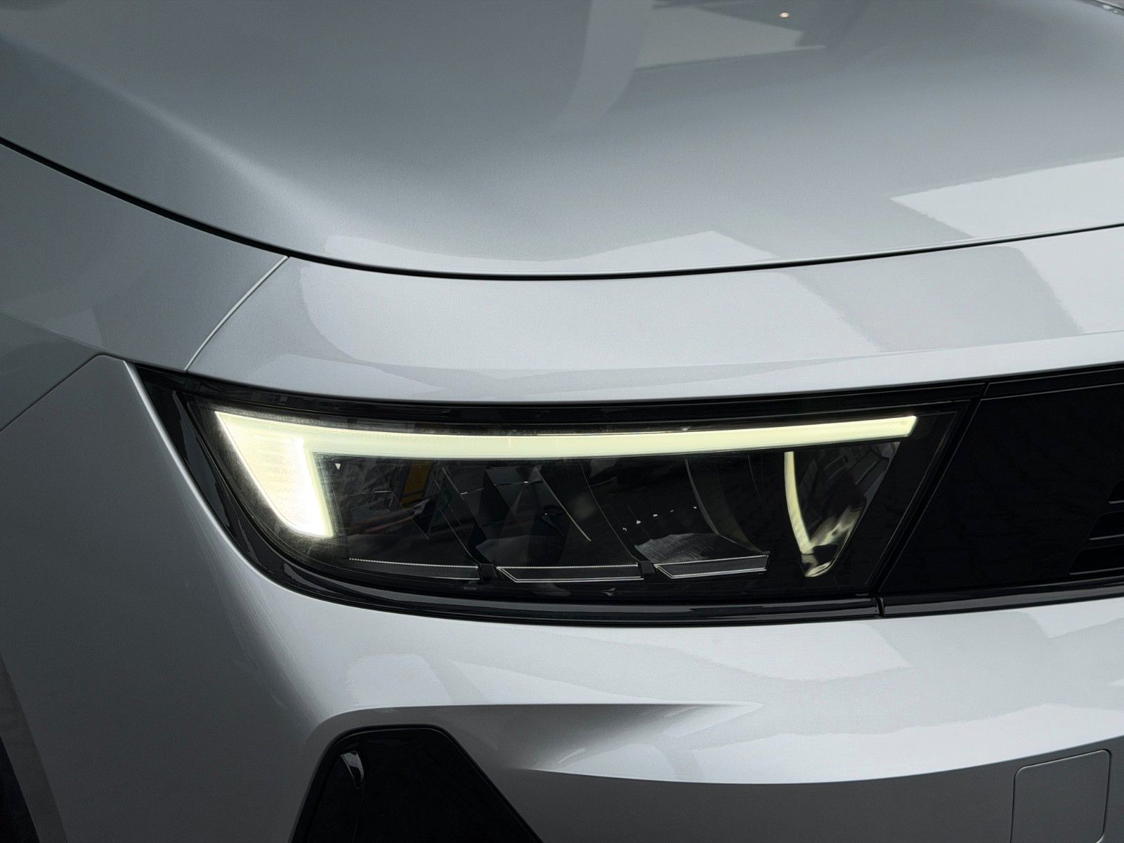Fahrzeugabbildung Opel Astra L ST GS 145PS Hybrid Kamera/LED!