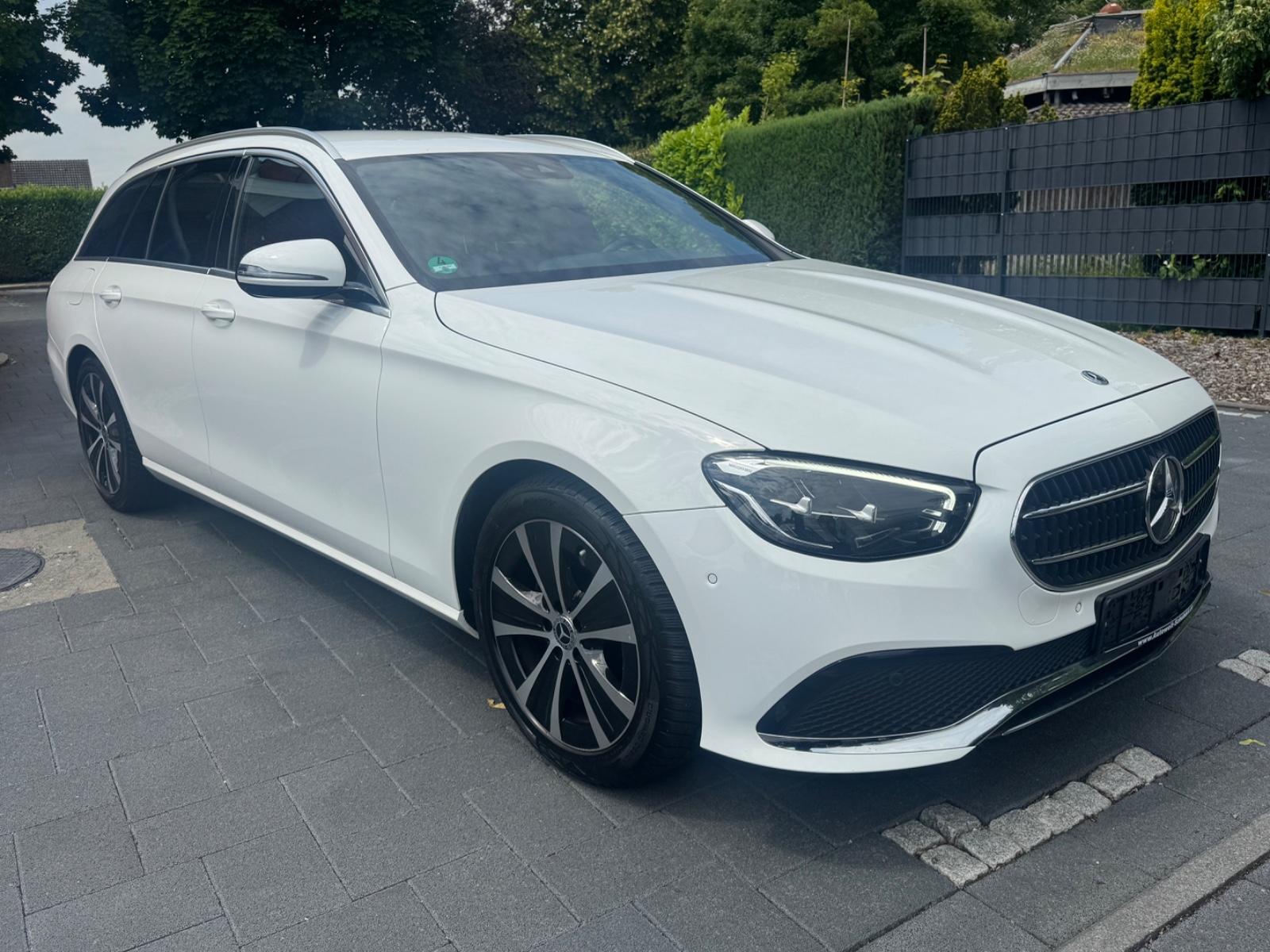 Mercedes-Benz E 200 Avantgarde AHK Kamera Navi netto 21000€