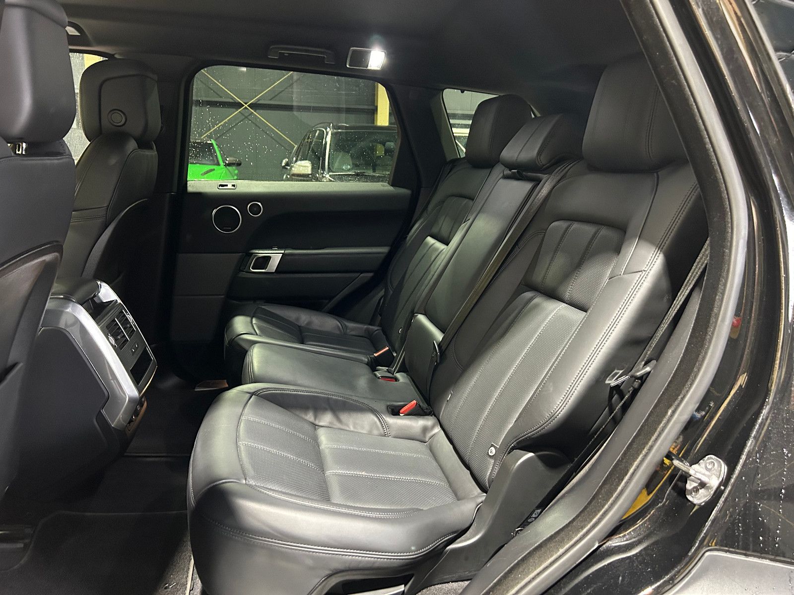 Fahrzeugabbildung Land Rover Range Rover Sport HSE D350/MEMORY/APPLE/KAMERA