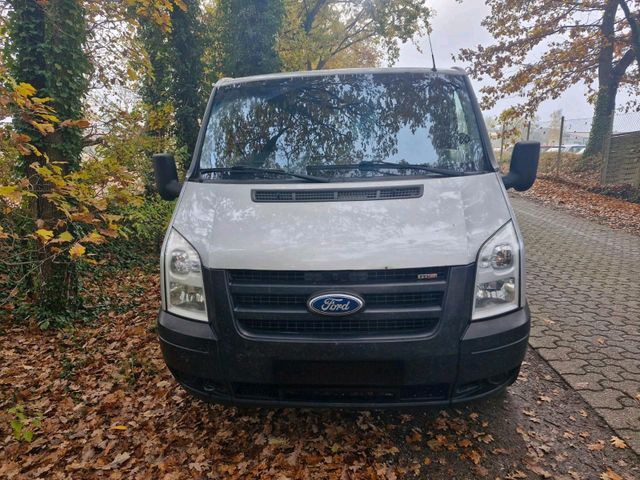 Ford Transit/Tourneo