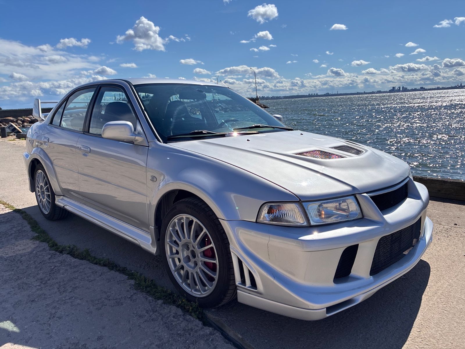 Mitsubishi Lancer Evolution VI RS2